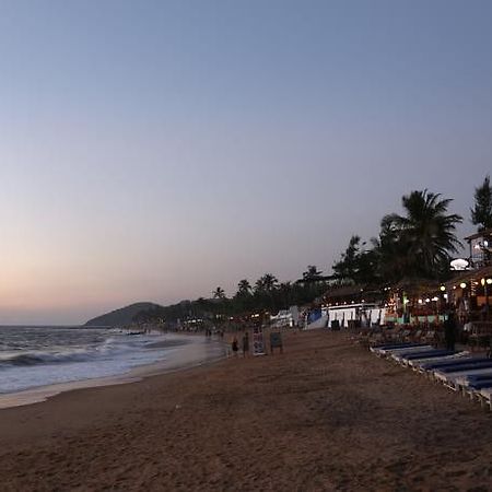 Fabhotel Anjuna Beachfront Экстерьер фото